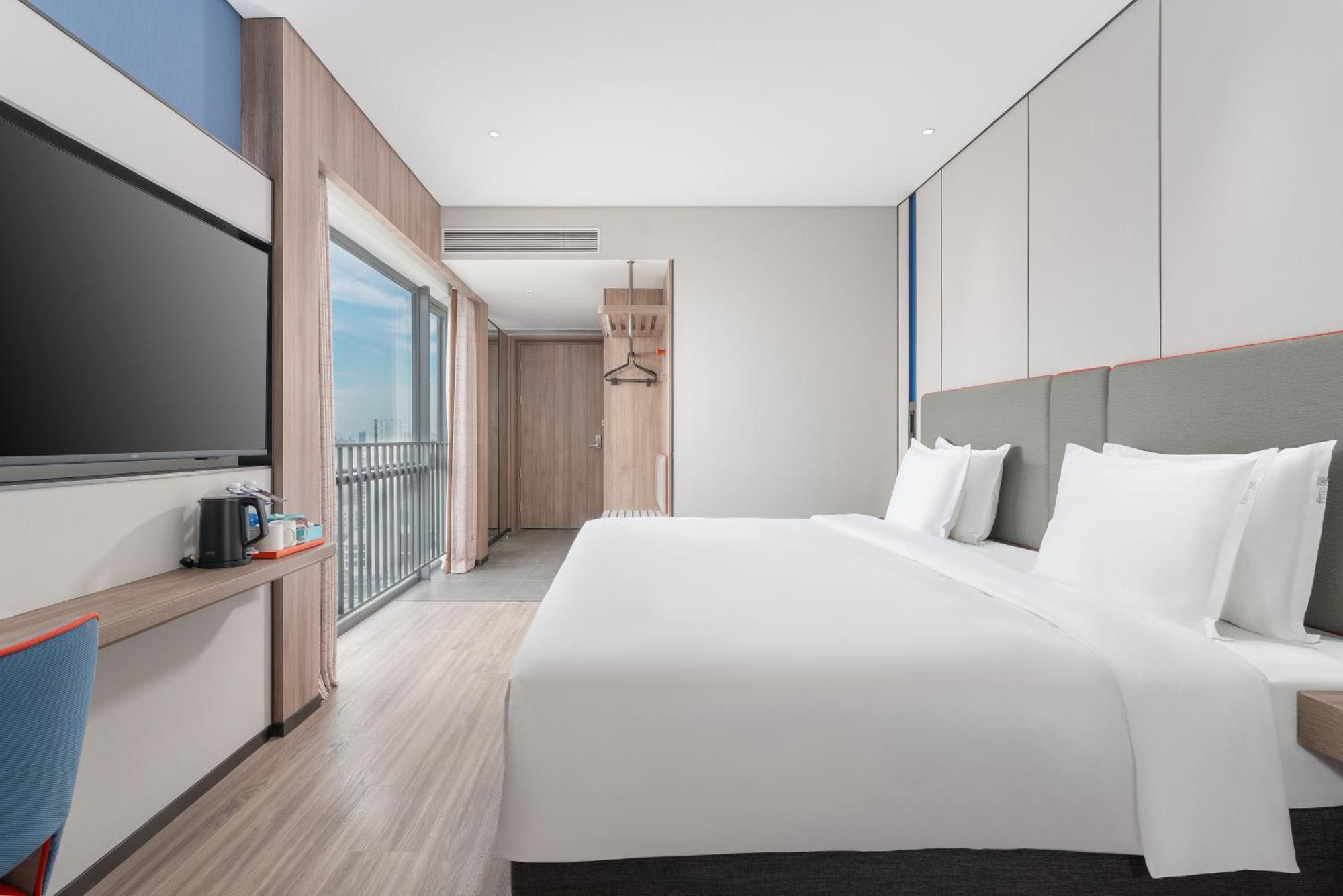Holiday Inn Express Guangzhou Panyu Dashi By Ihg Exterior foto